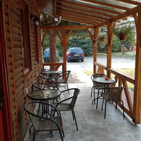 Prenociste Vila Stara Breza Palics Kültér fotó