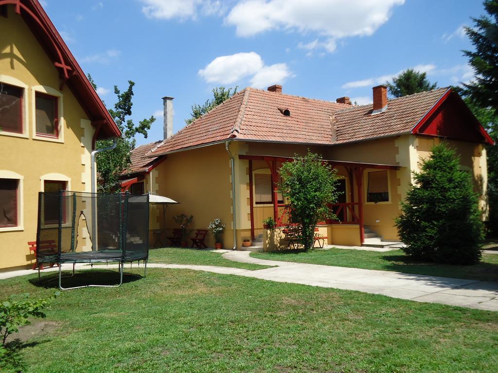 Prenociste Vila Stara Breza Palics Kültér fotó