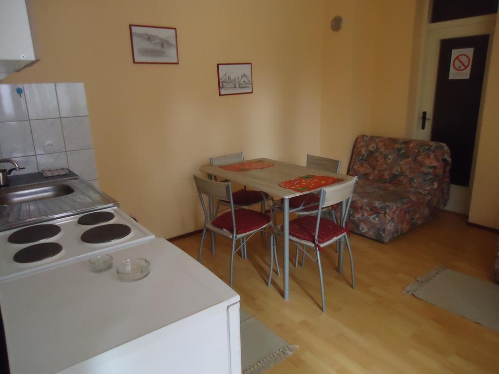 Prenociste Vila Stara Breza Palics Szoba fotó