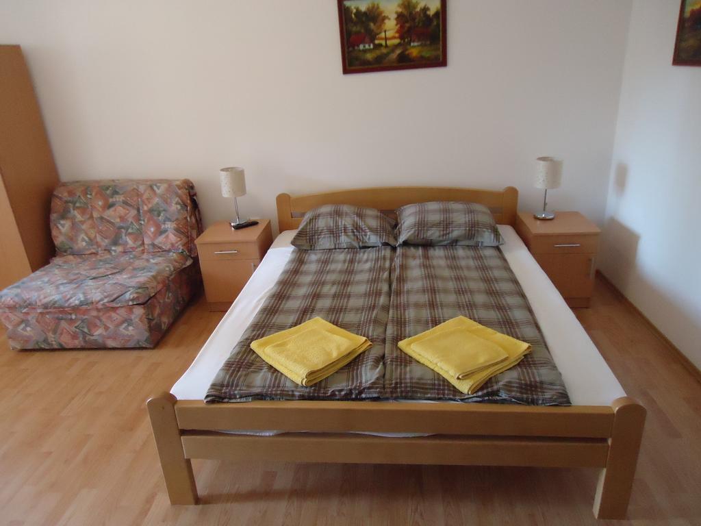 Prenociste Vila Stara Breza Palics Szoba fotó
