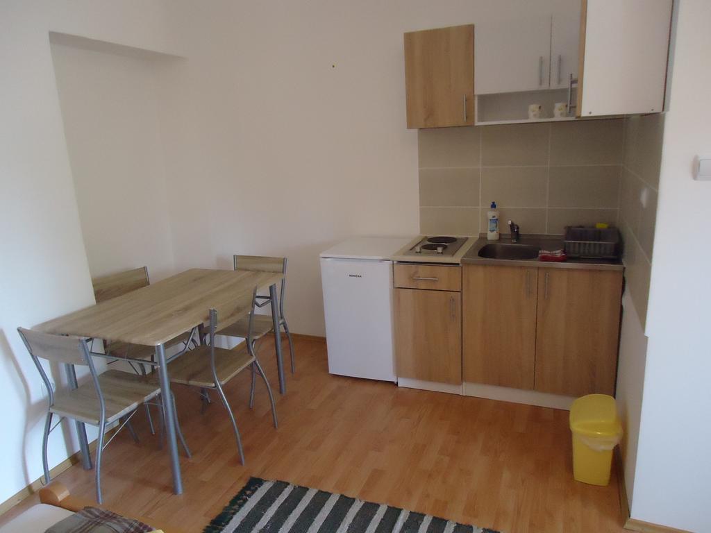 Prenociste Vila Stara Breza Palics Szoba fotó