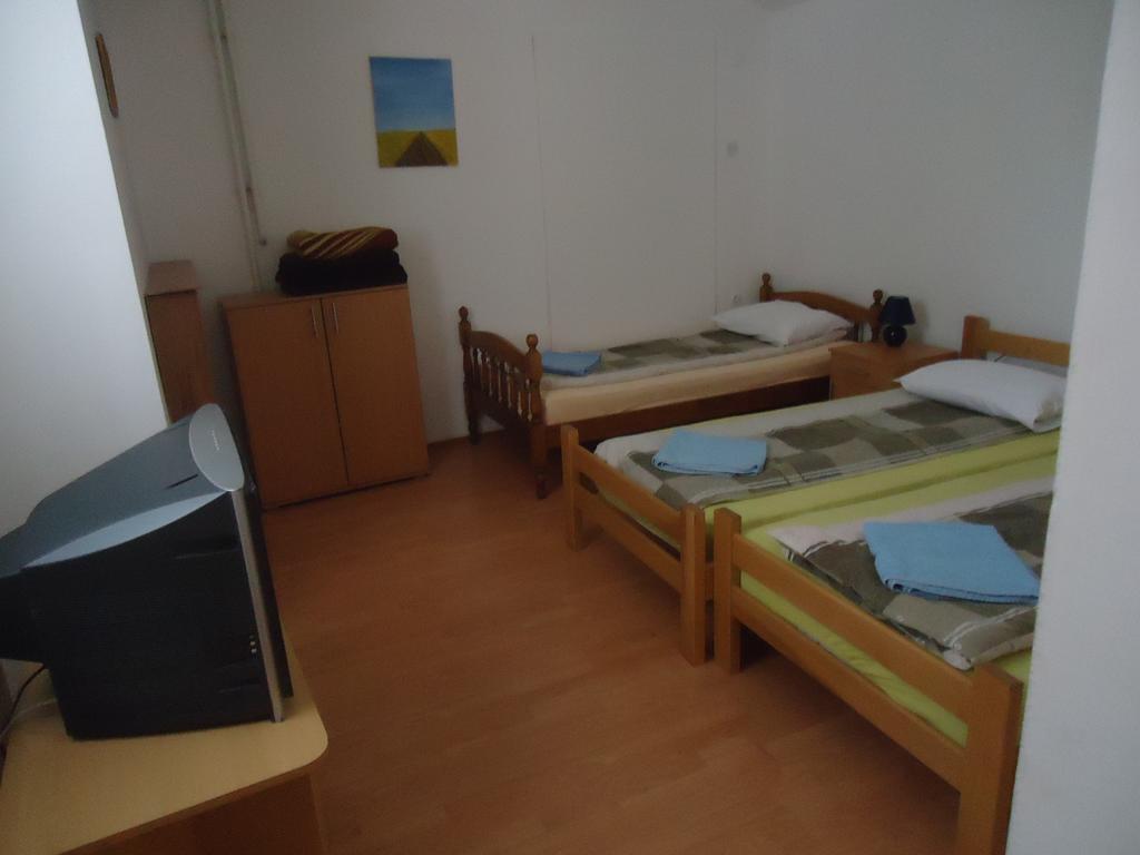 Prenociste Vila Stara Breza Palics Szoba fotó