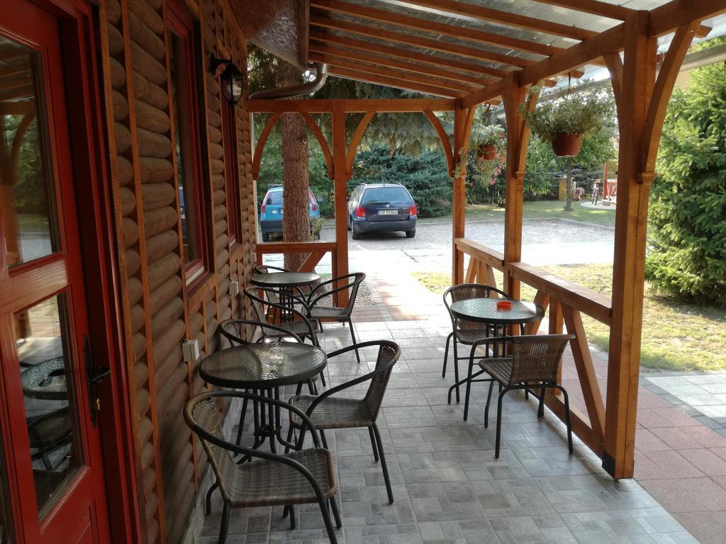 Prenociste Vila Stara Breza Palics Kültér fotó